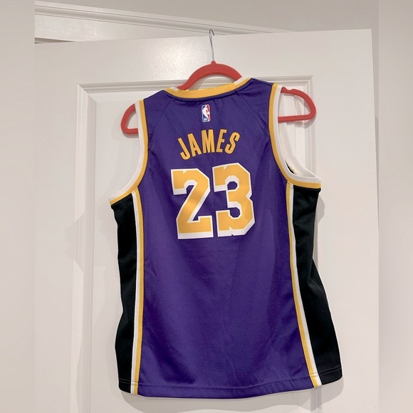 Lakers LeBron James 23 Youth Jersey Large - Picture 2 of 4